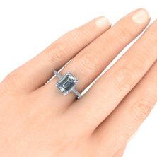 GTJ3651-emerald-w-hand-2