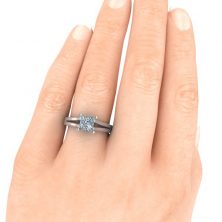 GTJ3843-w-hand-2