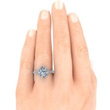 GTJ3872 oval w 10x8mm hand 1 | Gerry The Jeweler