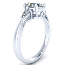GTJ3752 oval w 9x7mm 3 | Gerry The Jeweler