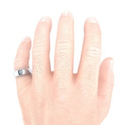 GTJ MB 1016 round 4mm Size 7 hand 2 | Gerry The Jeweler