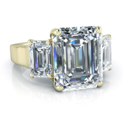 GTJ3715 emerald y 10x8mm 2 | Gerry The Jeweler