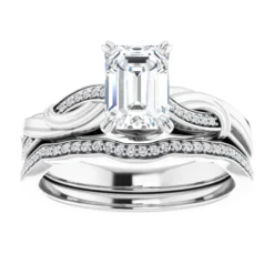 Emerald Cut wedding set in white gold or platinum